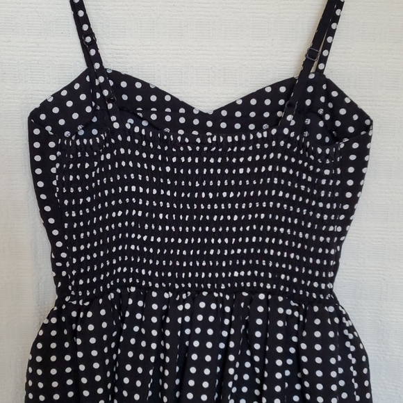 Vintage Inspired Polkadot Dress - Picture 5 of 6